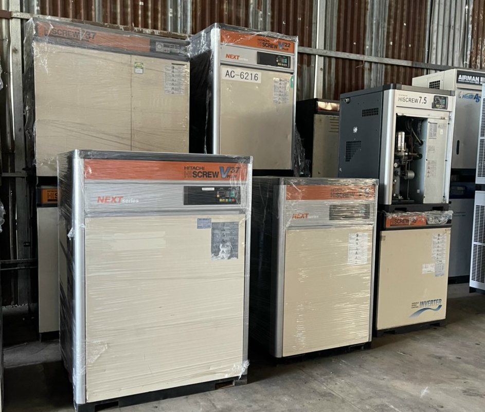 MÁY NÉN KHÍ TRỤC VÍT HITACHI ( 5.5kw, 7.5kw, 11kw, 15kw, 22kw, 37kw, 55kw, 75kw … đến 110kw)